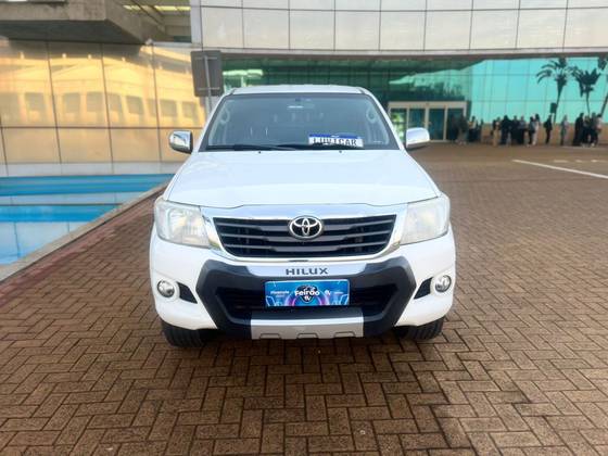 TOYOTA HILUX 2.7 SR 4X2 CD 16V FLEX 4P AUTOMÁTICO